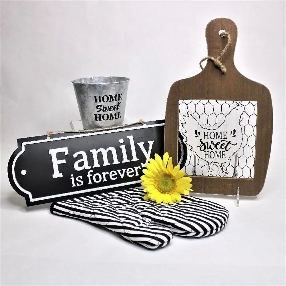Farmhouse Family Forever Home Sweet Chicken Home Kitchen Family Chicken Wire Set